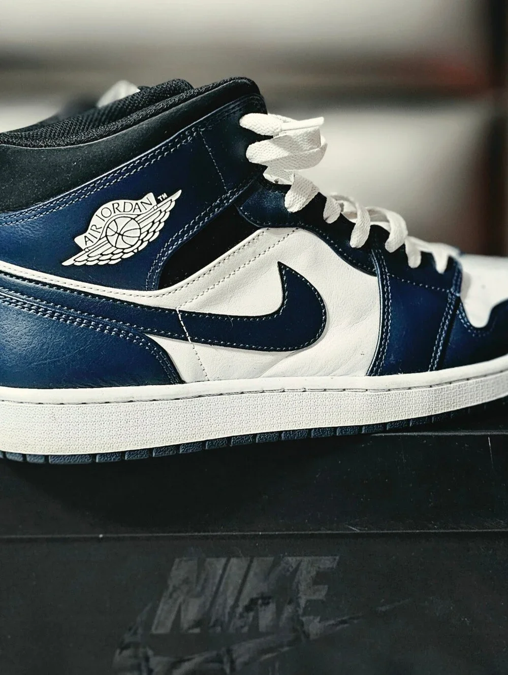 Jordan 1 Mid Size 13 - White / Navy